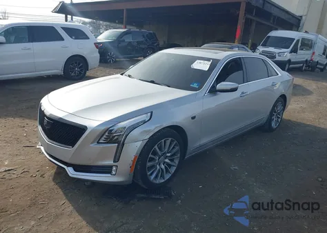 2018 Cadillac Ct6 Luxury z USA, uszkodzony, nr VIN 1G6KD5RS0JU122160